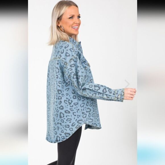 NWT Leopard Animal Print Denim Jacket Small - Picture 9 of 12
